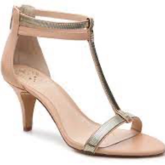 Vince Camuto Shoes - Vince Camuto Makoto Back Zip Dress Sandals Sz 8